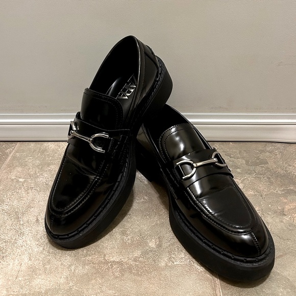 Women’s Black Patent Faux Leather Loafers - Picture 1 of 5